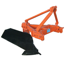 1L-145可调幅深耕单铧犁